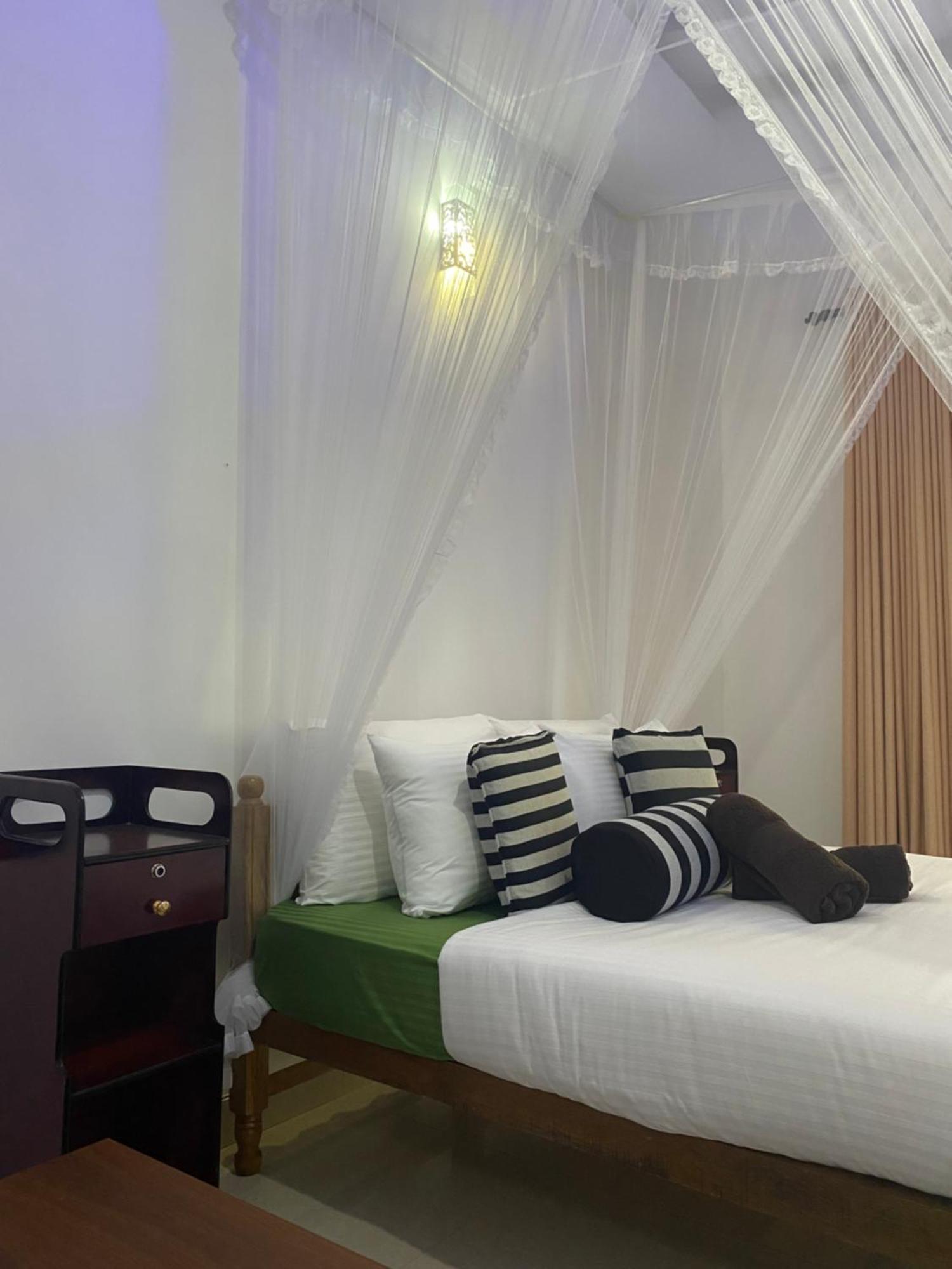 Cozy Homestay Waterfall Road Ella Exterior foto